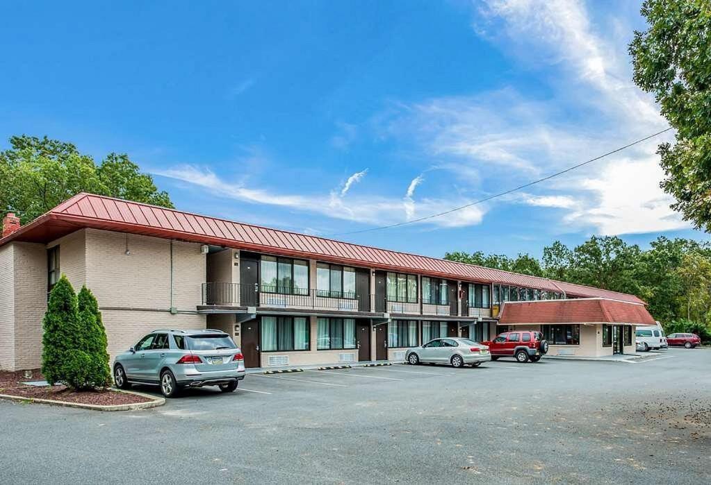 Red Carpet Inn & Suites Nj-73 Hammonton Esterno foto